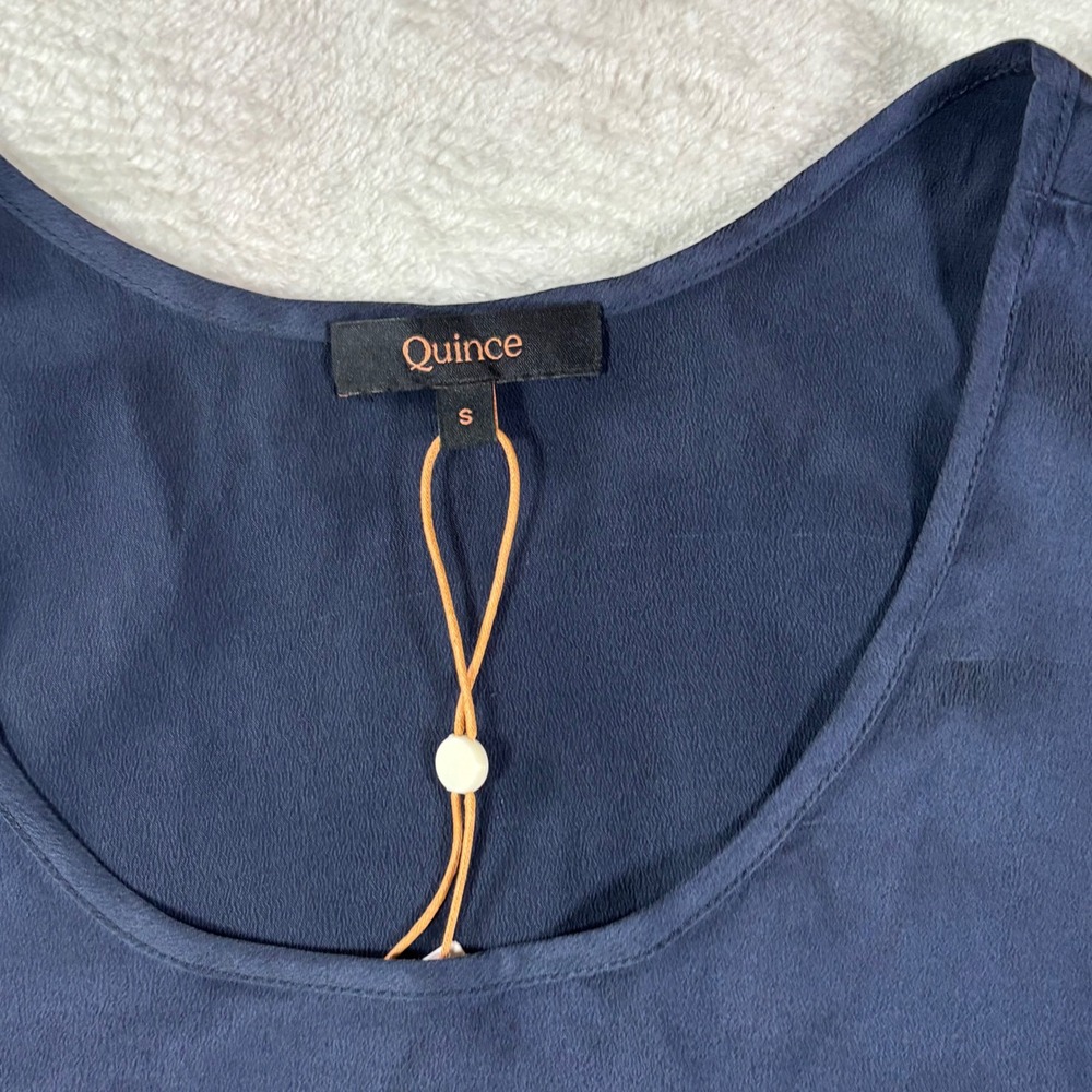 Quince Washable Silk Scoop Neck Tank Top Navy Blue Small NWT Sleeveless Blouse - Picture 3 of 10